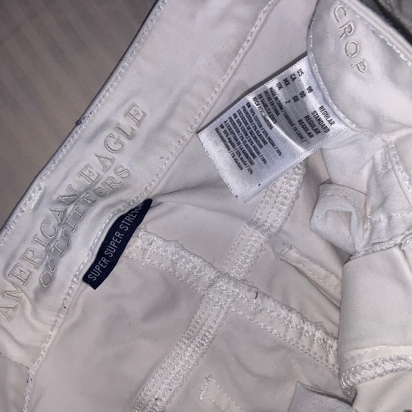 American Eagle Outfitters Crop Ripped Jegging - Picture 3 of 3